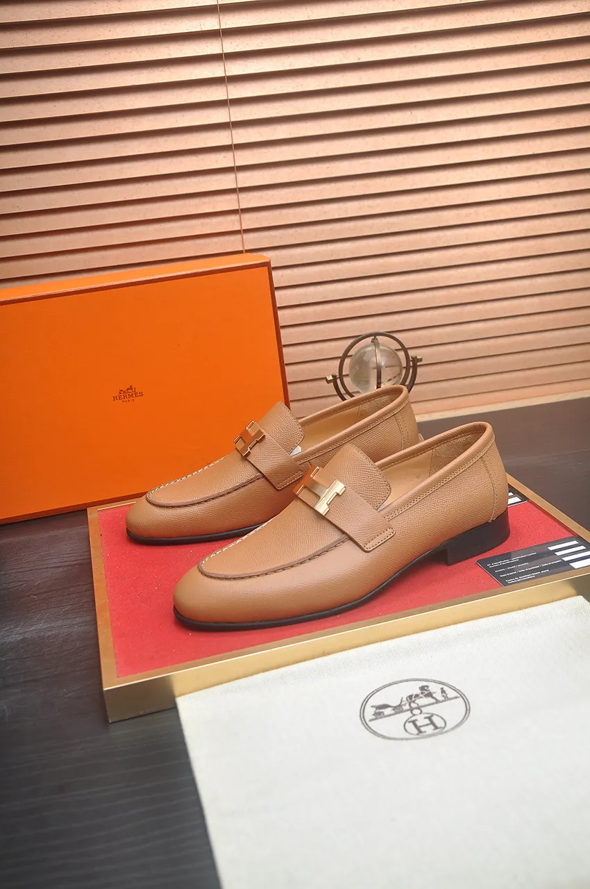 Men's shoes💰540💶[HERMES] (cowhide lining)🍀Italian top luxury🍀He does not pursue novel styles and gorgeous colors, but attracts the favor of successful men with his flawless, elegant and classic style. Formal leather shoes This very comfortable, simple and stable style allows you to easily match any style! The pattern is absolutely 1:1 refined from the original case, and we strive for excellence in materials, imported cowhide + cowhide lining💪💪💪extraordinary texture👍! .Code number: 39-45 (45 customized)